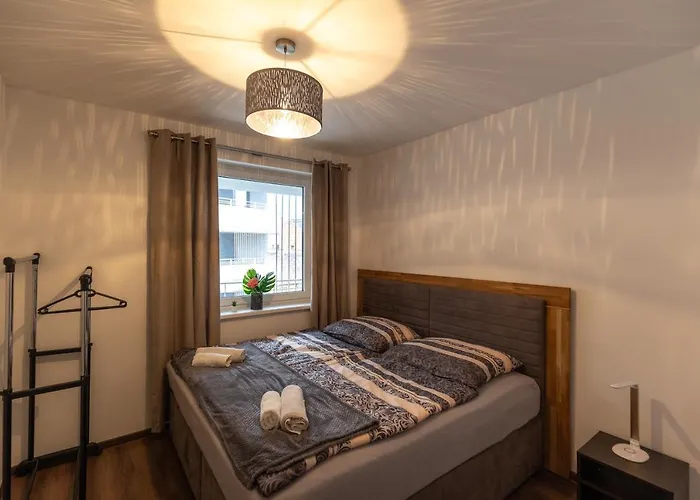 Leo Apartment